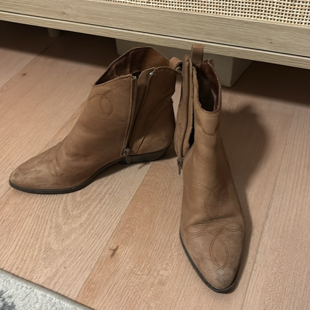 Women’s brown leather booties size 7